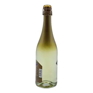 Blue Nun 24K Gold Edition - Aromatisiertes Schaumweinhaltiges Getränk (750ml) - image 4 | Momjays Afro Markt | KulturCart